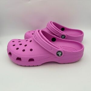 CROCS Pink Foam Clog Shoes size 7